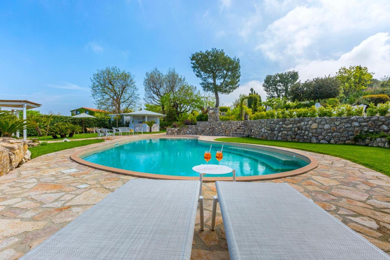 Amore Rentals - Resort Ravenna - Villa Cavaliere マッサ・ルブレンセ エクステリア 写真