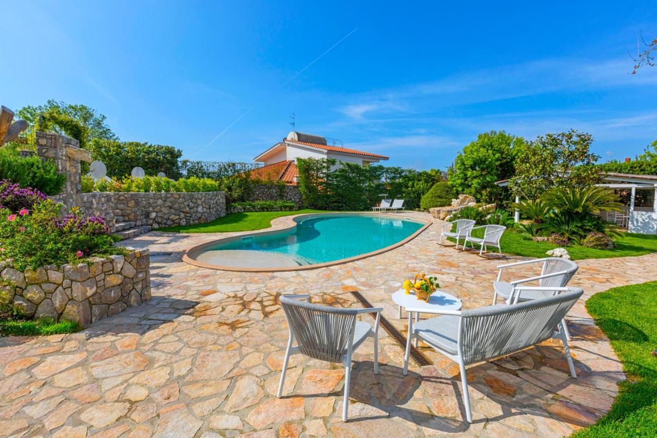Amore Rentals - Resort Ravenna - Villa Cavaliere マッサ・ルブレンセ エクステリア 写真